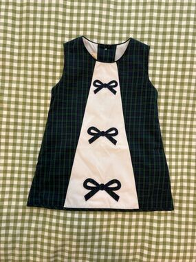 The Beaufort Bonnet Company - Annie Apron Dress - Bow Applique